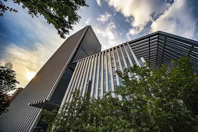 在洛阳，，怎样选择写字楼？